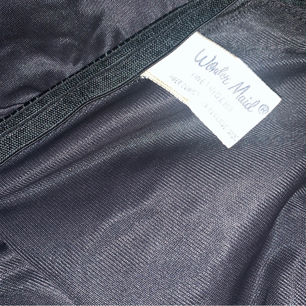 Vintage Wonder Maid Non Cling Black Lace Trimmed Nylon Half Slip W/ Slit Size M - Picture 12 of 14
